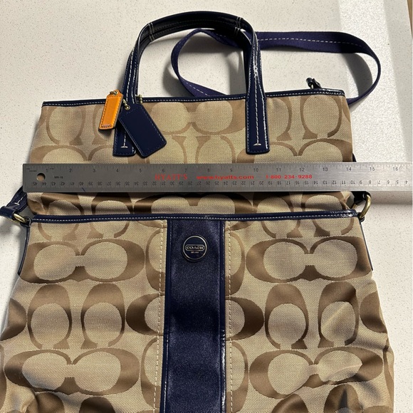 Coach side bag - Picture 9 of 9